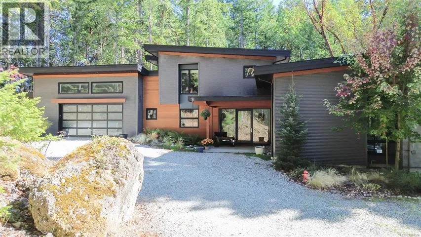 1322 Nose Point Rd, Salt Spring, British Columbia V8K1S4