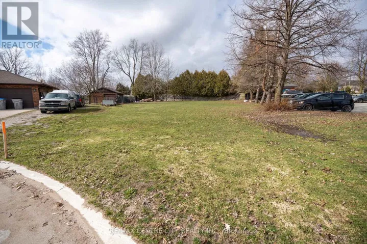 2 KENNEDY COURT, Middlesex Centre (Ilderton), Ontario N0M2A0