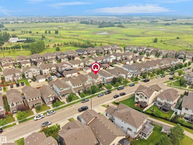 1216 29 AV NW NW, Edmonton, Alberta T6T0V8