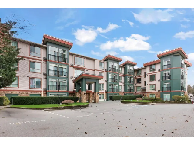 208 33485 SOUTH FRASER WAY, Abbotsford, British Columbia V2S8P9
