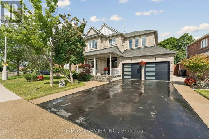16 ROCKSTEP COURT, Brampton (Sandringham-Wellington), Ontario L6R3H2