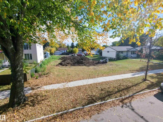 12421 79 ST NW, Edmonton, Alberta T5B2M2