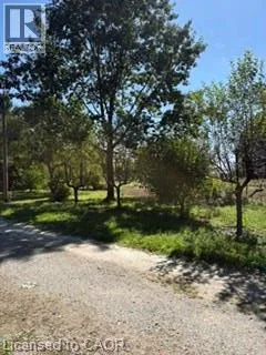 9 E CONCESSION 5 Road E, Hamilton, Ontario L8B1K4