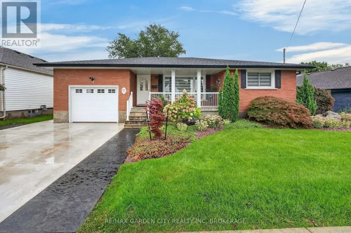 57 ELMWOOD AVENUE, Welland (Broadway), Ontario L3C2C9