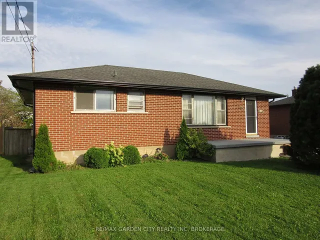 103 KILGOUR AVENUE, Welland (Broadway), Ontario L3C2P8