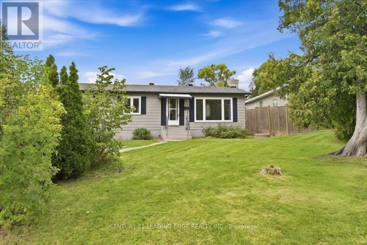 300 ANNSHEILA DRIVE, Georgina (Keswick South), Ontario L4P3A5