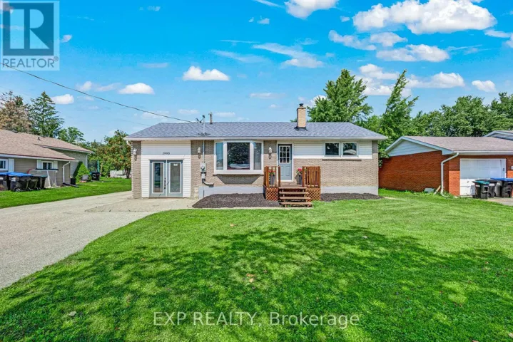1990 VICTORIA STREET, Innisfil (Stroud), Ontario L9S1K2
