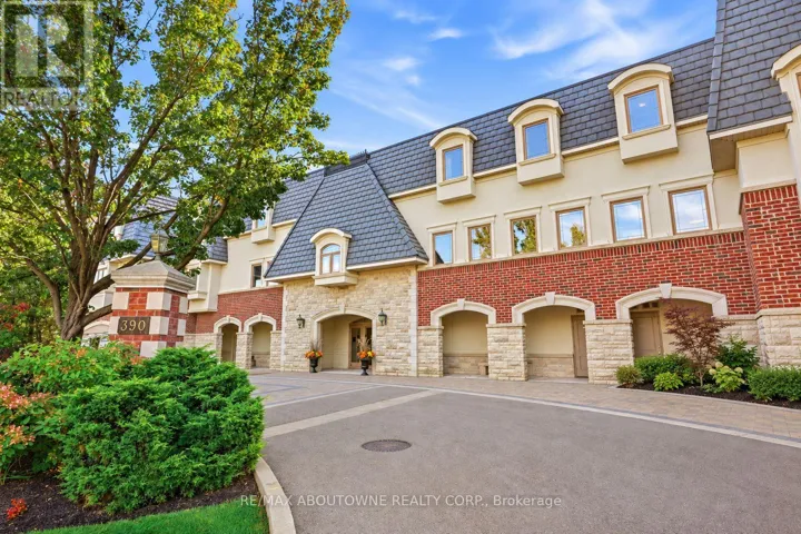 301 - 390 UPPER MIDDLE ROAD, Oakville (FA Falgarwood), Ontario L6H0A5