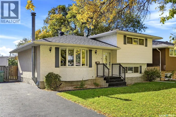147 Rink AVENUE, Regina, Saskatchewan S4R5W2