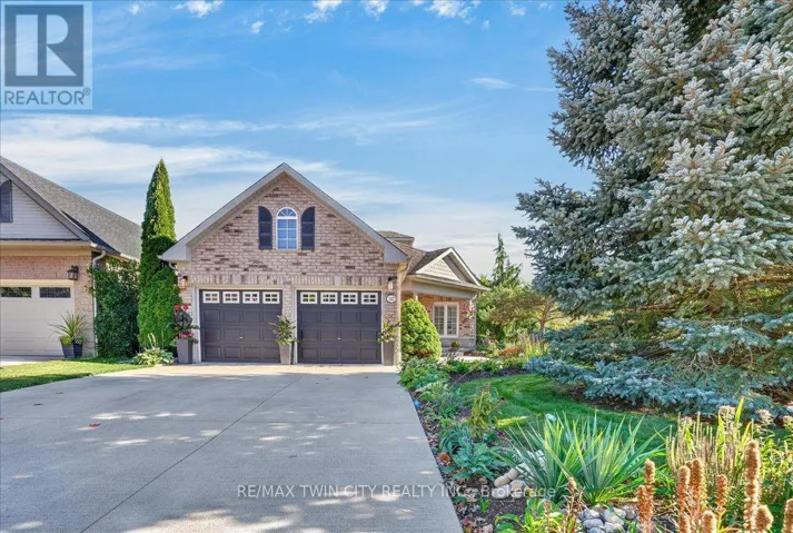 147 REIBER COURT, Waterloo, Ontario N2L6N2