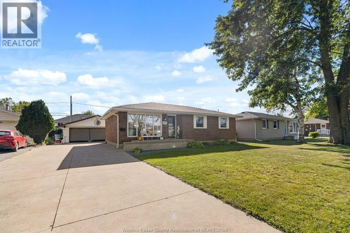 490 VICTORY, LaSalle, Ontario N9J1V7
