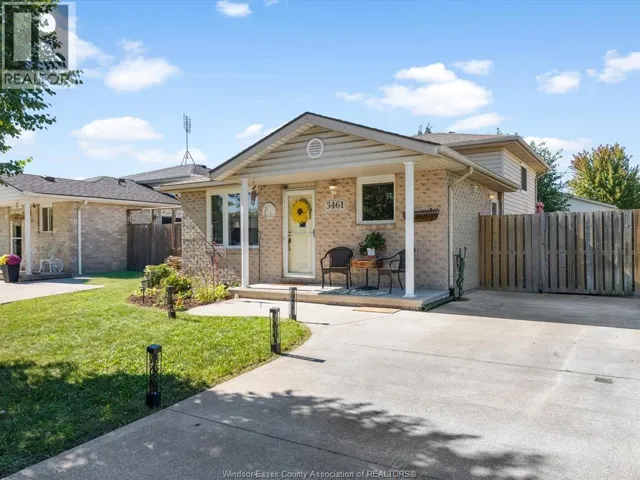 3461 CARIBOU, Windsor, Ontario N8W5V4