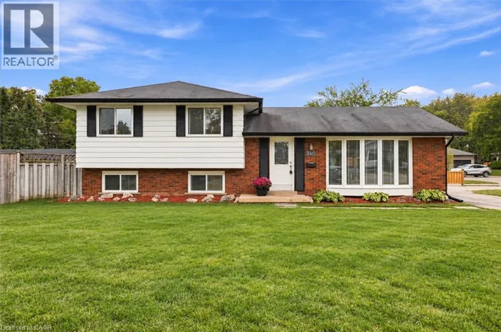 340 DUNCOMBE Drive, Burlington, Ontario L7L4M1