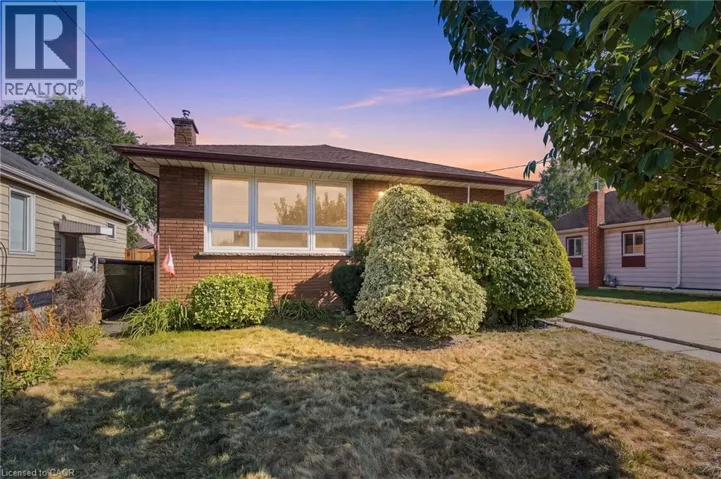 234 NORMANHURST Avenue, Hamilton, Ontario L8H5N2