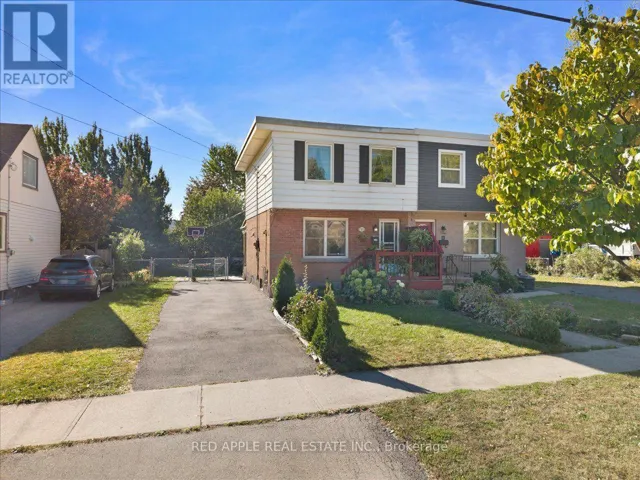 10 ARMSTRONG AVENUE, Hamilton (McQuesten), Ontario L8H1M5