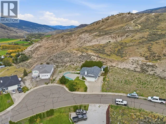 1398/1400 SEMLIN Drive, Cache Creek, British Columbia V0K1H0