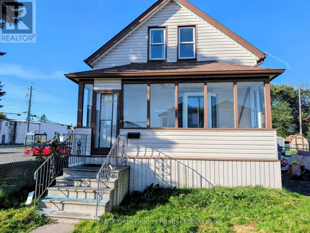 607 MCINTOSH STREET, Thunder Bay (East End), Ontario P7C3A3