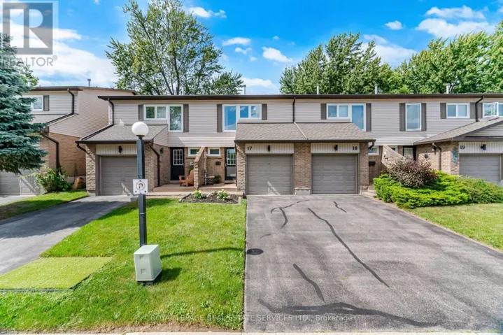 17 - 2411 SOVEREIGN STREET, Oakville (BR Bronte), Ontario L6L1M1