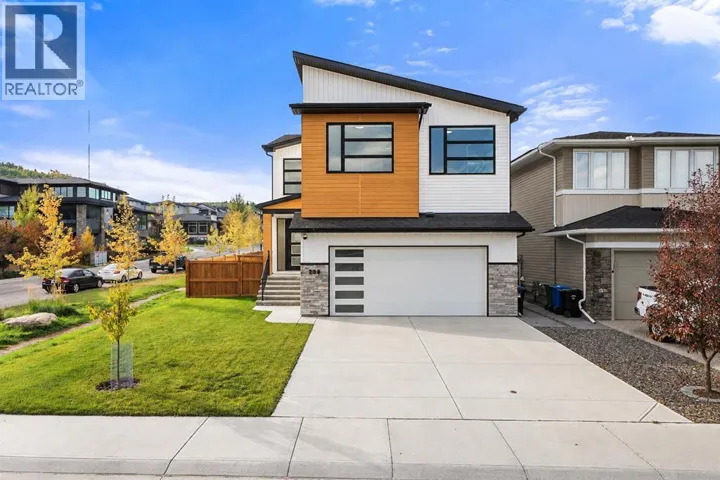 208 Crestmont Drive SW, Calgary, Alberta T3B1G8