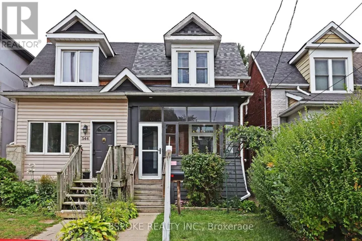 546 MAIN STREET, Toronto (Woodbine-Lumsden), Ontario M4C4Y4