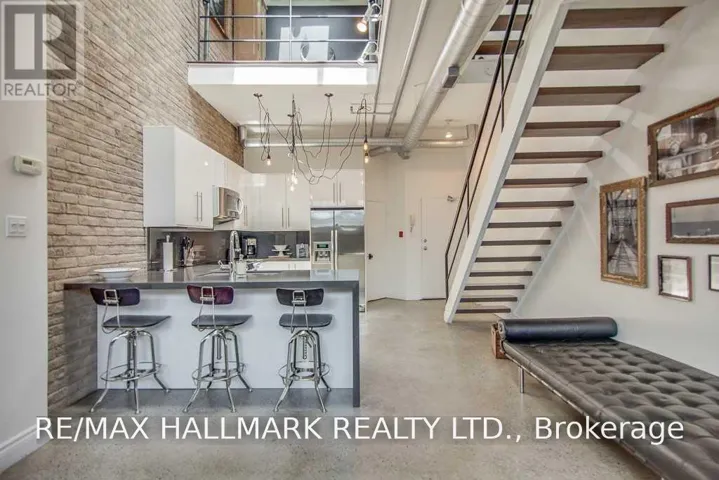 7 - 6 BARTLETT AVENUE, Toronto (Dovercourt-Wallace Emerson-Junction), Ontario M6H3E8