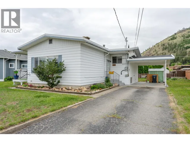 7503 HOWIS Crescent, Summerland, British Columbia V0H1Z4