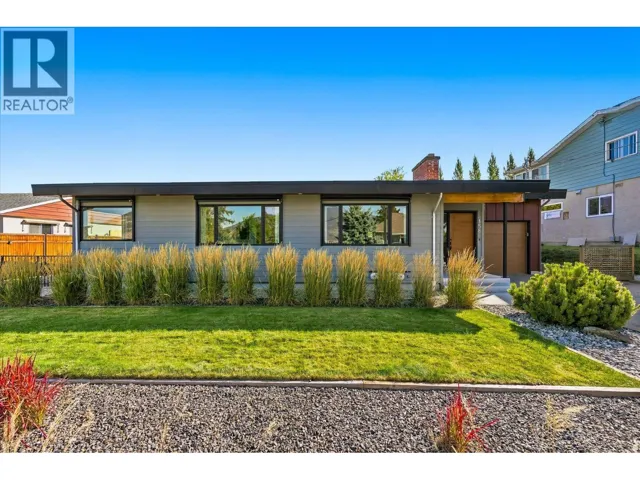 158 Grandview Street, Penticton, British Columbia V2A4E4