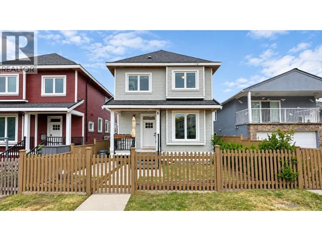 4985 MOSS STREET, Vancouver, British Columbia V5R3T5