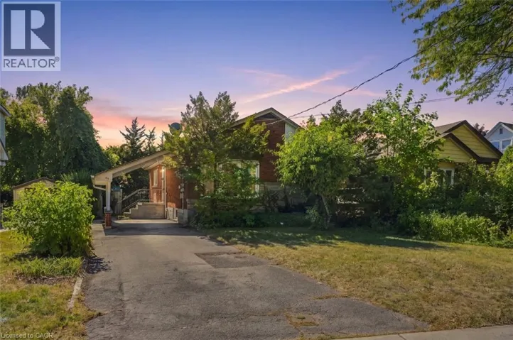 63 OFIELD Road, Hamilton, Ontario L8S2M6