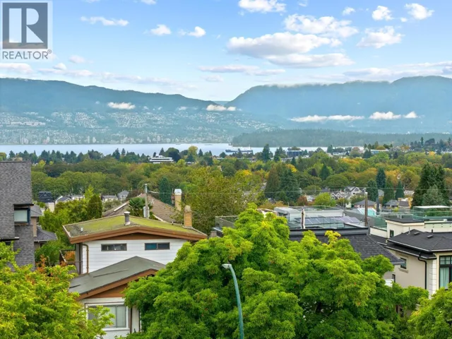 3276 W 21ST AVENUE, Vancouver, British Columbia V6L1L2