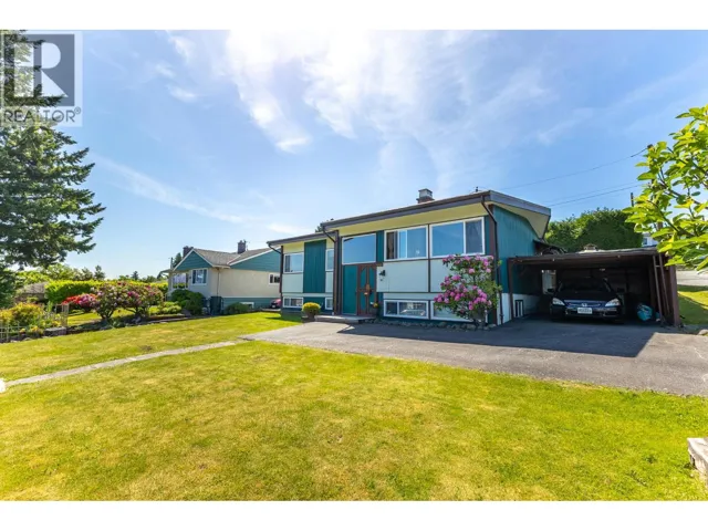 4646 CHARLOTTE COURT, Burnaby, British Columbia V5G2R8