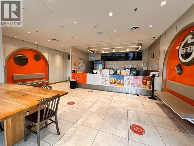 6231 KINGSWAY, Burnaby, British Columbia V5J1H4