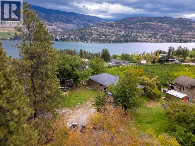 213 Tamarac Avenue, Kaleden, British Columbia V0H1K0