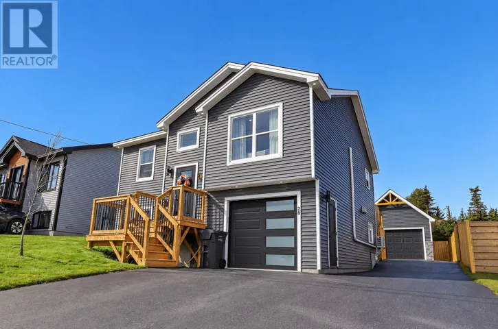 28 Phoenix Drive, Paradise, Newfoundland & Labrador A1L4H9