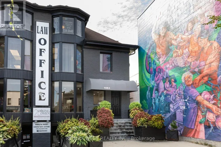 MAIN FLOOR - 1083 BLOOR STREET W, Toronto (Dufferin Grove), Ontario M6H1M5