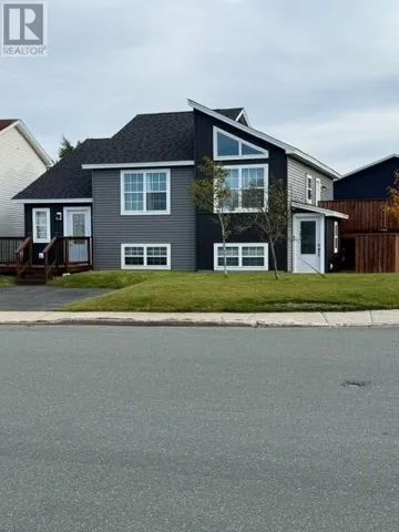 35 Treetop Drive, St.John's, Newfoundland & Labrador A1H1A2