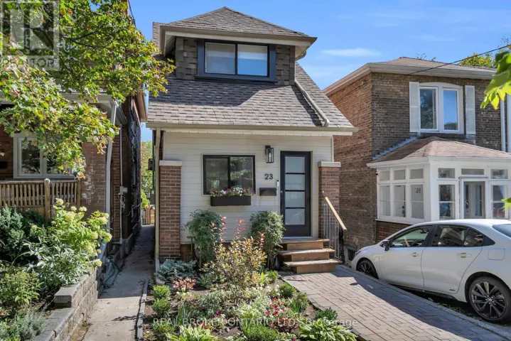 23 ALDRIDGE AVENUE, Toronto (Woodbine Corridor), Ontario M4C3W3