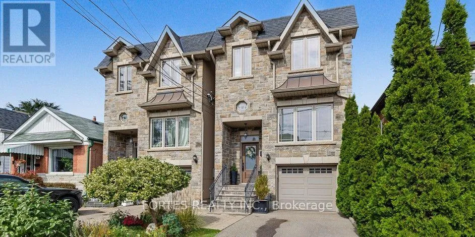 154 HOLBORNE AVENUE, Toronto (Danforth Village-East York), Ontario M4C2R6