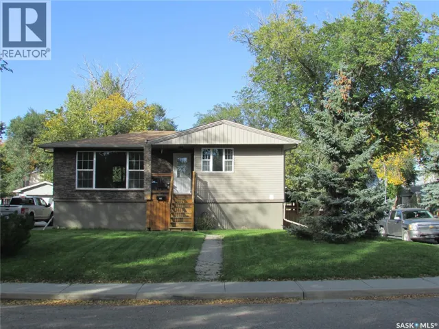 204 19th AVENUE, Regina, Saskatchewan S4N1N1
