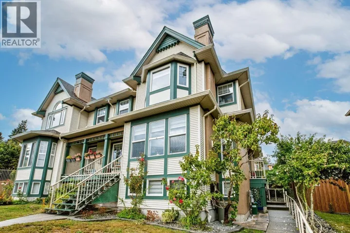 3 1135 CARTIER AVENUE, Coquitlam, British Columbia V3K2C2