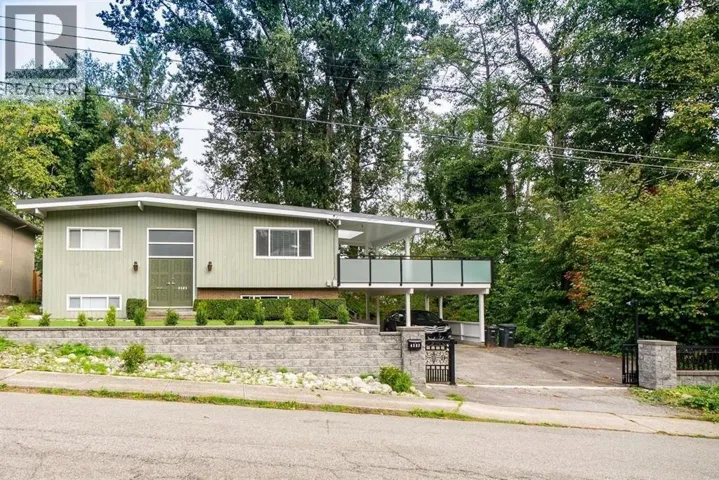 4383 PINEWOOD CRESCENT, Burnaby, British Columbia V5G2J7