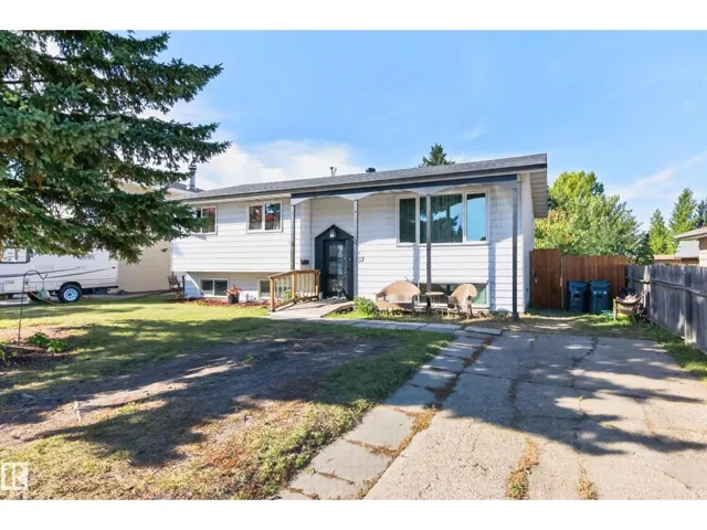37 GRAHAM RD, Sherwood Park, Alberta T8A3N7