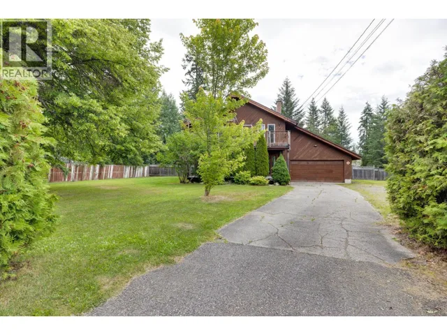 5920 RIVERDALE CRESCENT, Prince George, British Columbia V2K4Y7