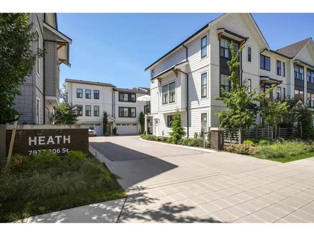 39 7937 206 STREET, Langley, British Columbia V2Y1X6
