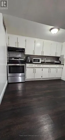 51 DAVELAYNE ROAD, Toronto (Humbermede), Ontario M9M2A6