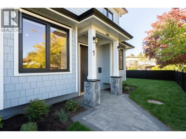 1 5300 CHETWYND AVENUE, Richmond, British Columbia V7C4L2