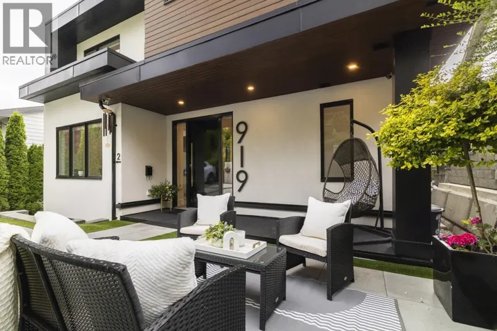 919 E 4TH STREET, North Vancouver, British Columbia V7L1K3