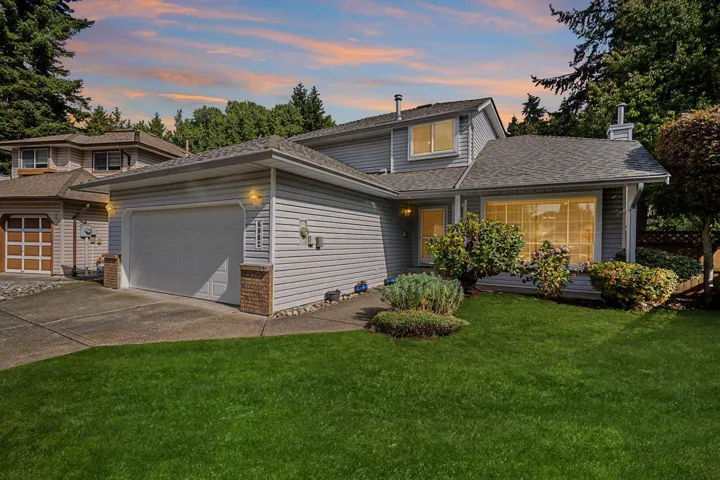6982 128A STREET, Surrey, British Columbia V3W0P1