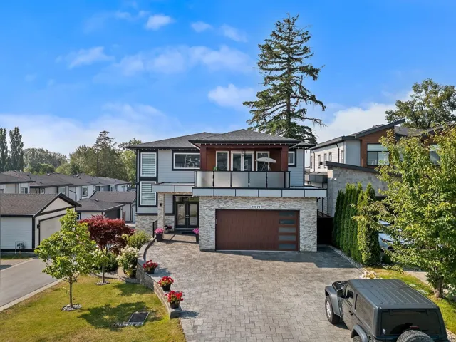 20574 71 AVENUE, Langley, British Columbia V2Y3J9