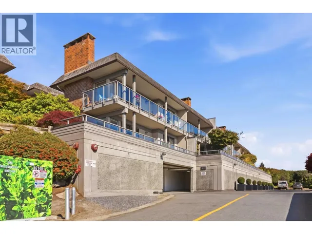 22 2214 FOLKESTONE WAY, West Vancouver, British Columbia V7S2X7